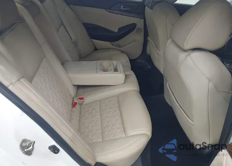 2016 Nissan Maxima 3.5 Platinum из США, поврежденный, VIN 1N4AA6AP5GC434834